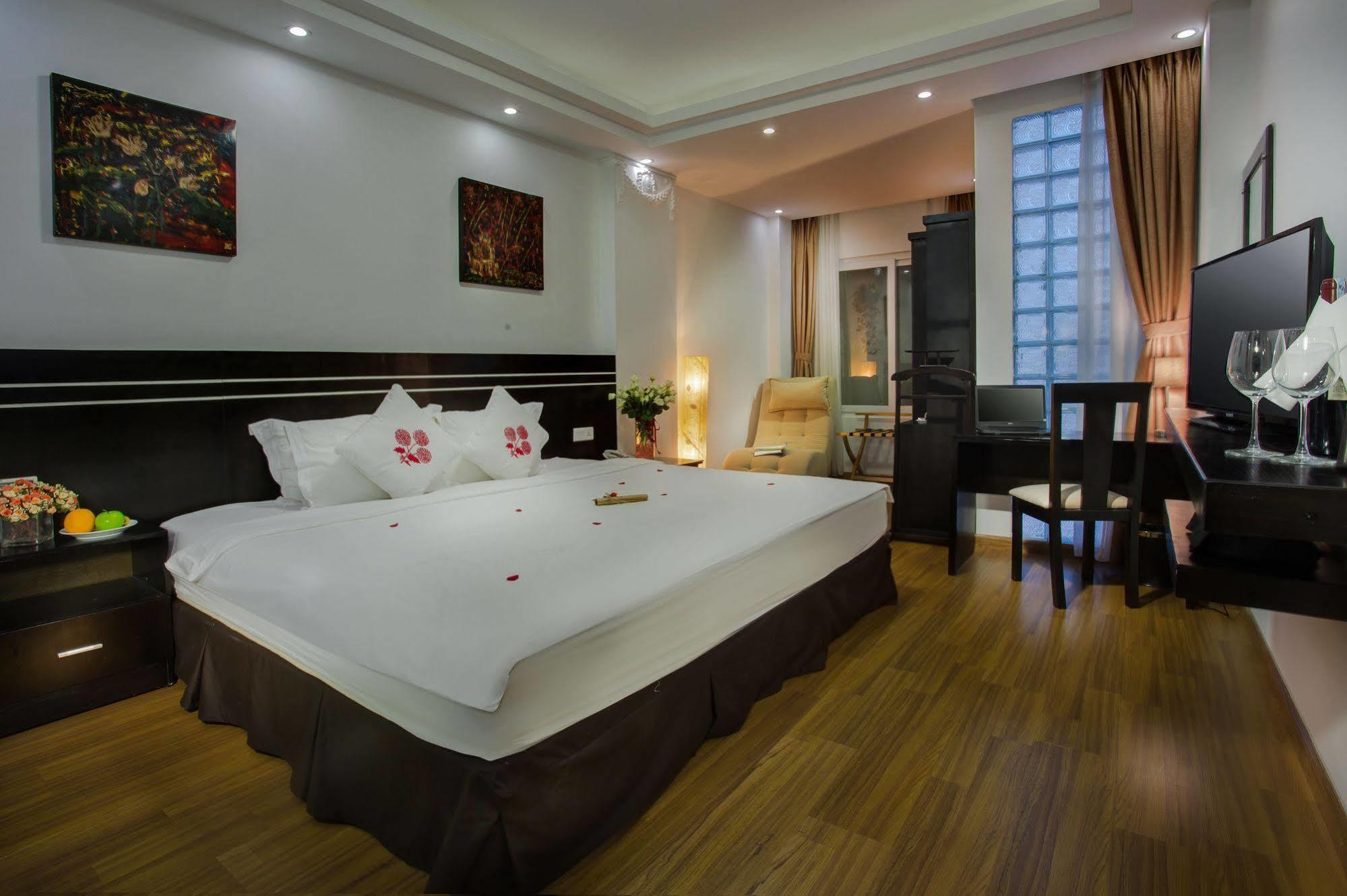 Hotel Des Arts - The Noble Hanoi Dış mekan fotoğraf